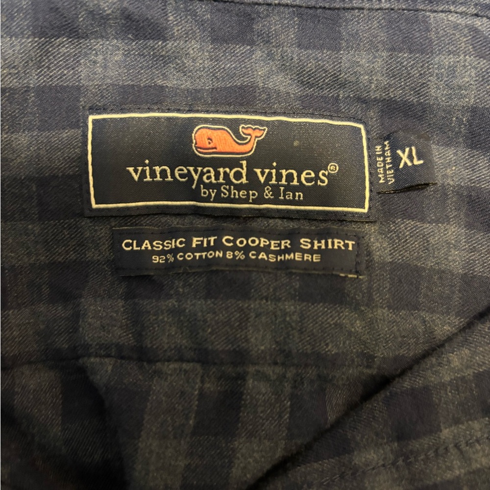 VINEYARD VINES men’s size XL Classic Fit Cooper Shirt. Blue plaid - Picture 2 of 5